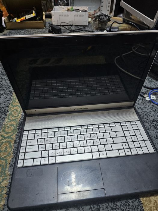 Ноутбуки на запчасти