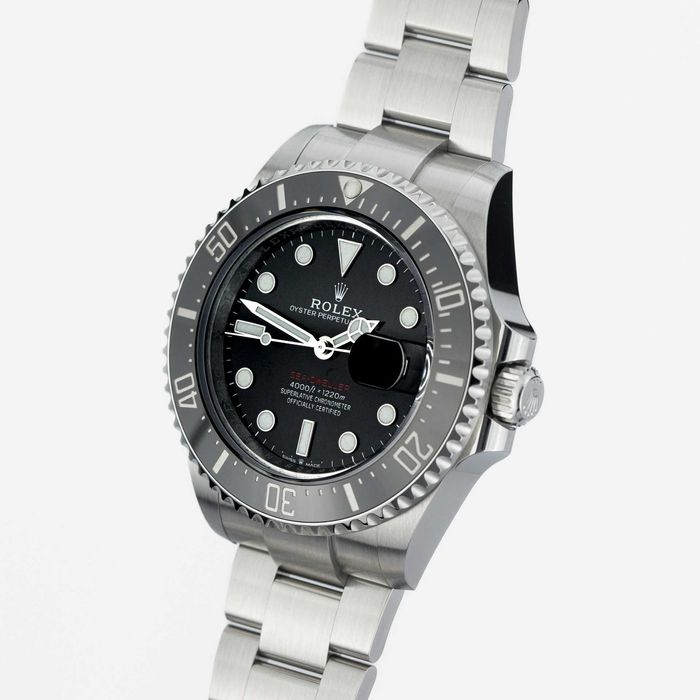 Rolex Oyster Sea-Dweller 126600 “Single Red”