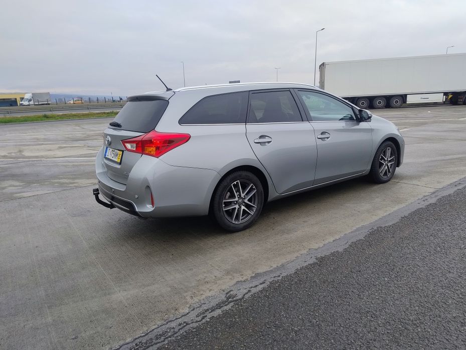 Toyota auris 2.0 Diesel 2015