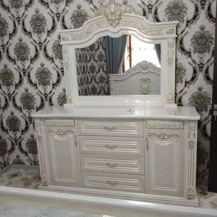 Спальний гарнитур