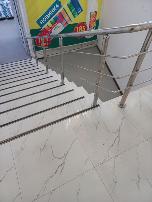 Кафел сантехника.