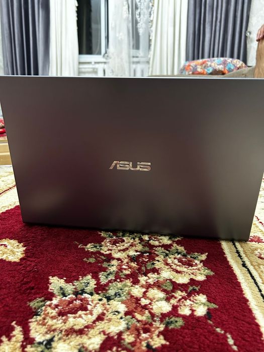 Продам ноутбук новый