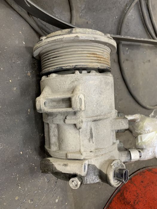 Компрессор кондиционера Camry 40 usa