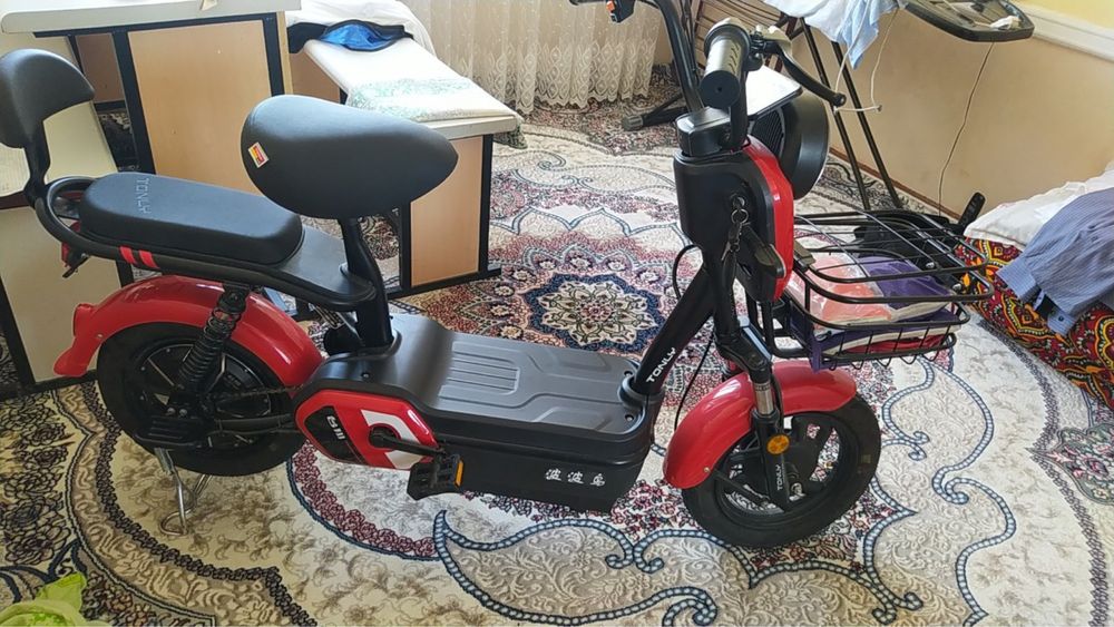 Elektra skuter maped