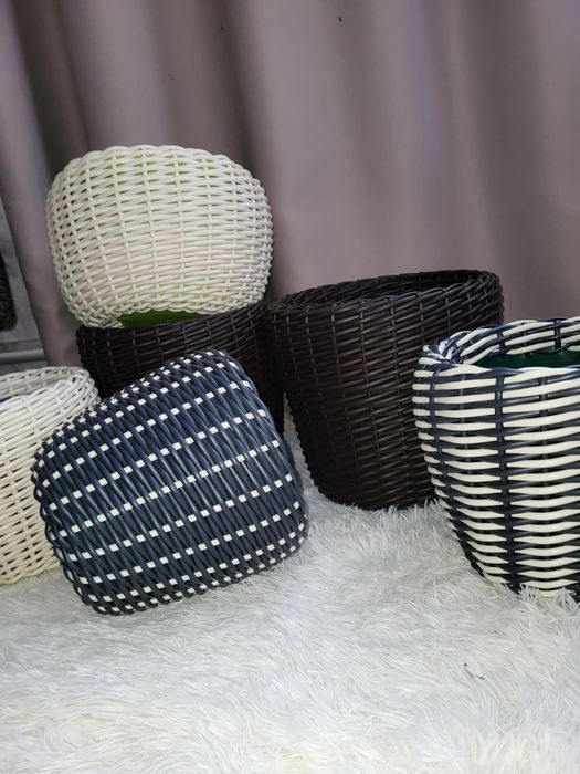 Продам Кашпо ручной работы.