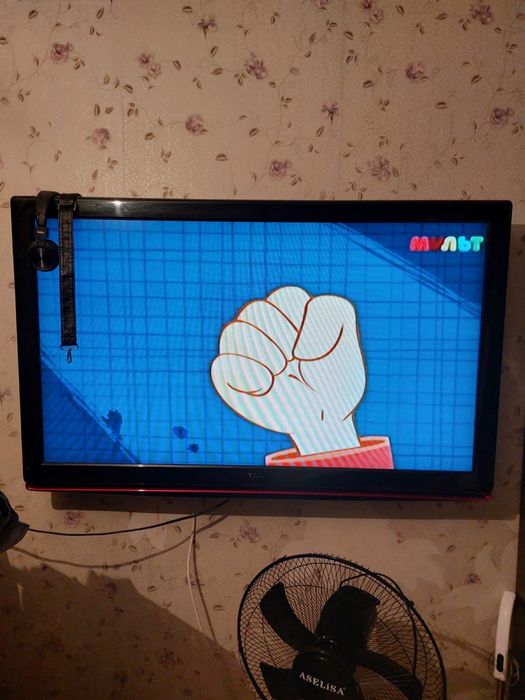 Продам телевизор