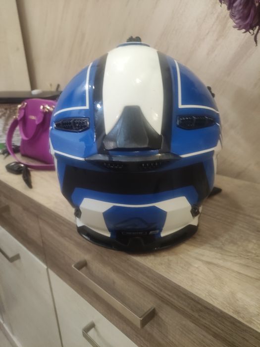 Каска с Ботуши Acerbic