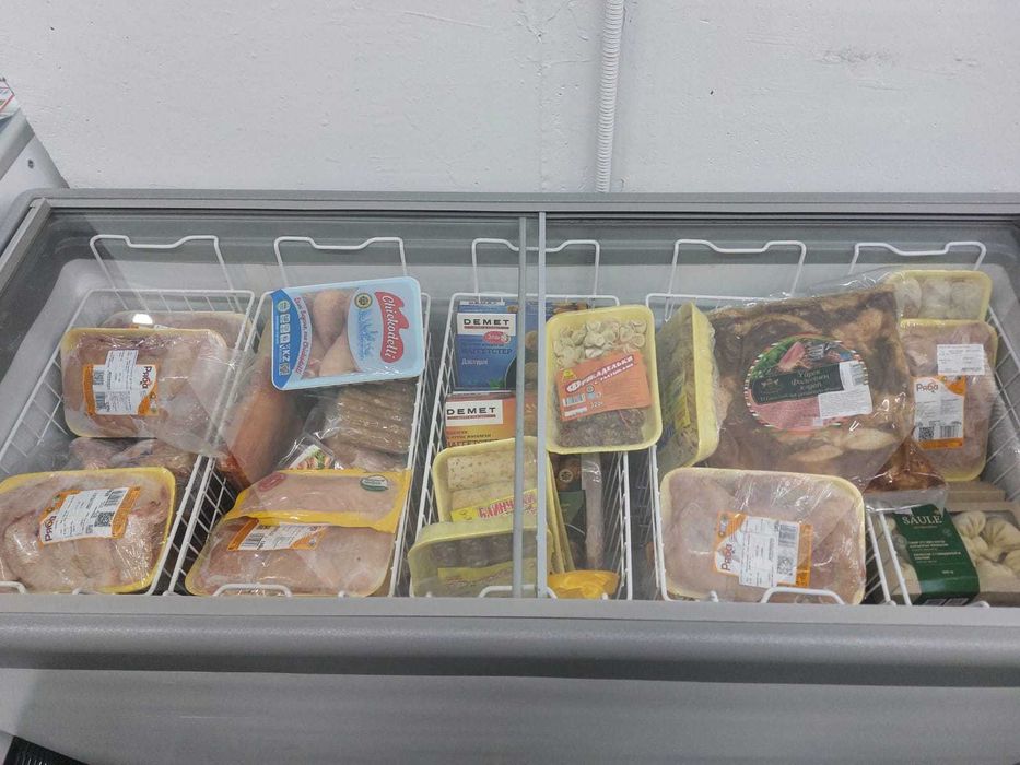 Продается морозильный холодильник 2 штук