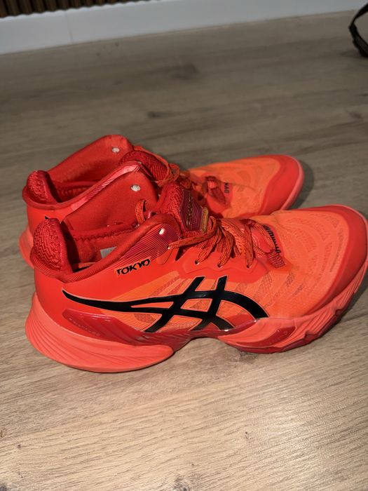 Продам кроссовки ASICS METARISE Tokyo
