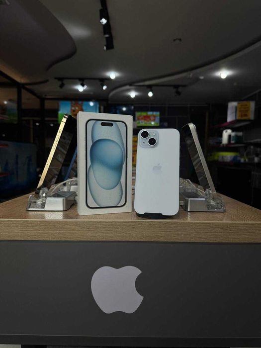 Телефон iPhone 15 128 ГБ/Айфон 15 128