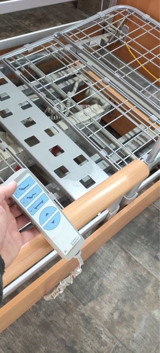 Vand pat electric pentru ingrijiri varstnici