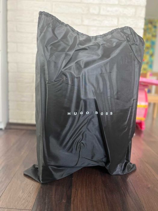 Kуфар за пътуване Hugo Boss