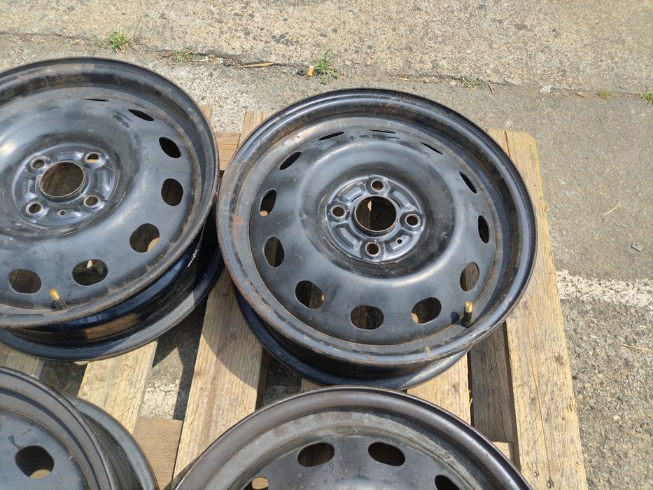 15 цола 4 х 100 мм Опел Агила / Сузуки Сплаш - 5,5 инча / ЕТ 50