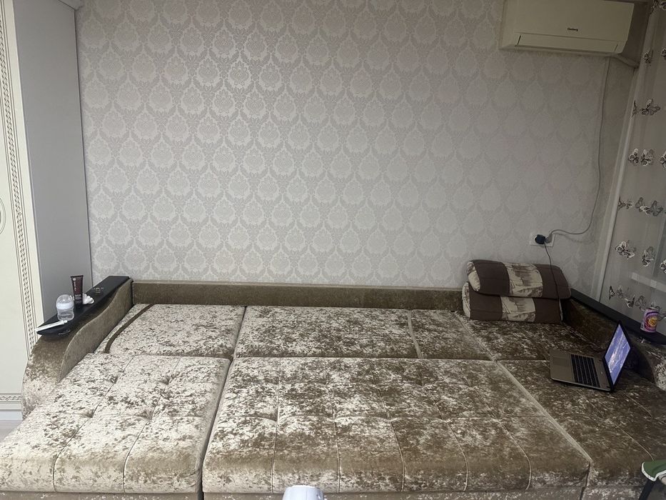 Продам диван в отличном состоянии