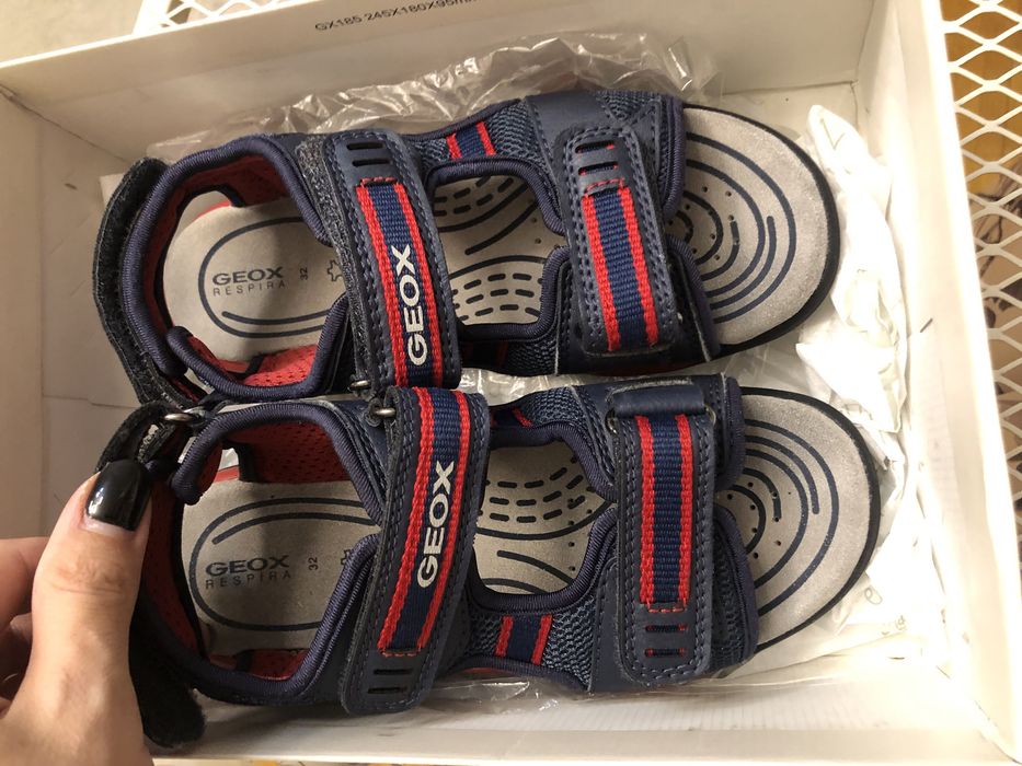 Сандали (Абая Манаса) новые 32р.