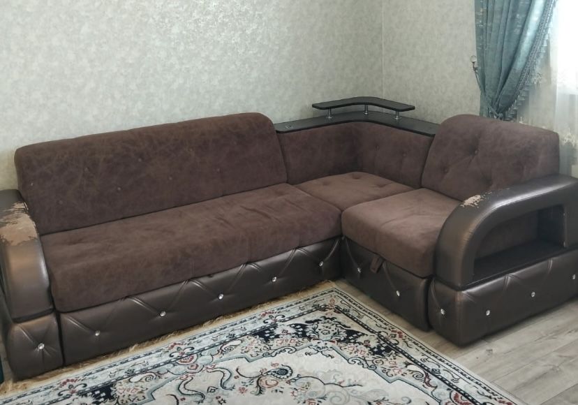 Диван срочно продам