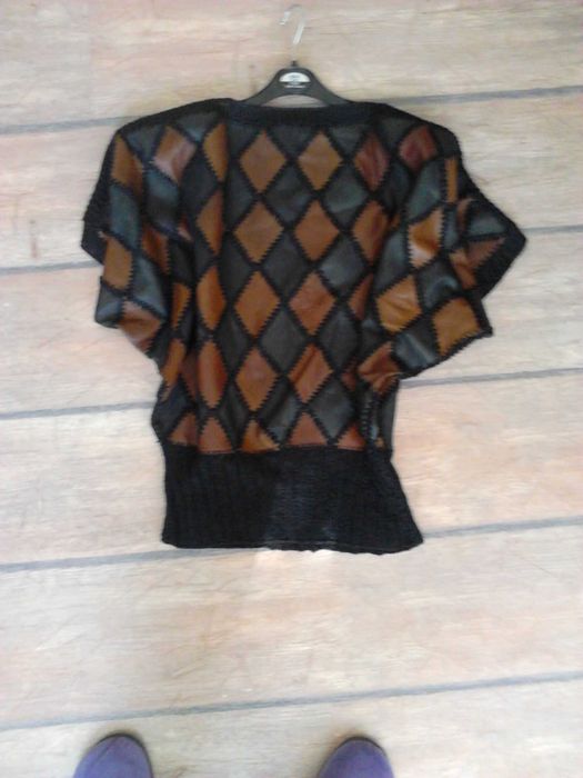 Естествена кожа  топ - блуза или блузон  Размер Л