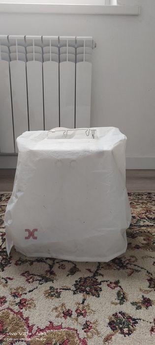 Продам оверлок почти новый