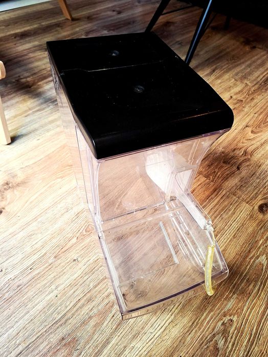 Дисплей / контейнер за насипни храни / ядки с лопатка