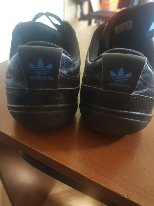 Маратонки adidas