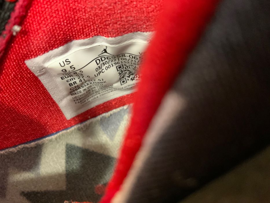 Air Jordan-оригинални маратонки 43 номер