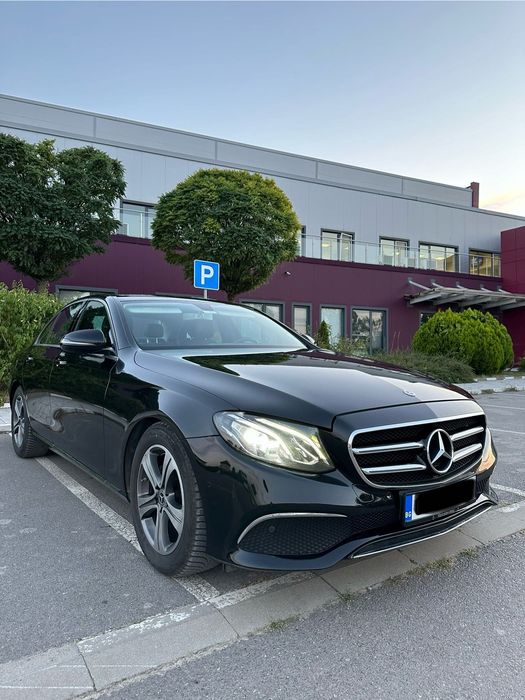 Mercedes - Benz E 220 / 2019г.