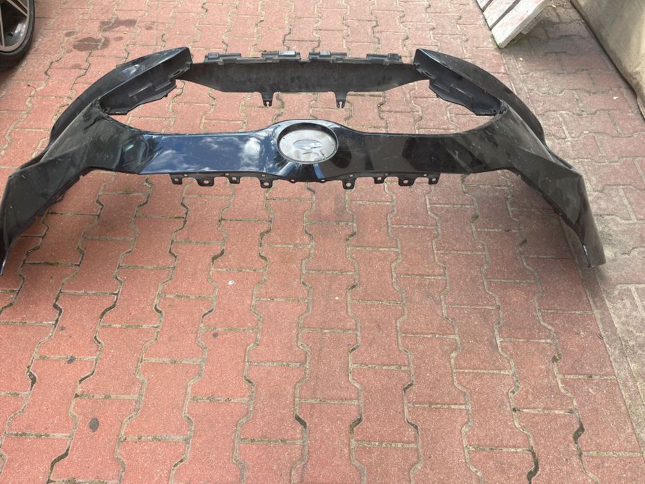 Yaris IV предна броня