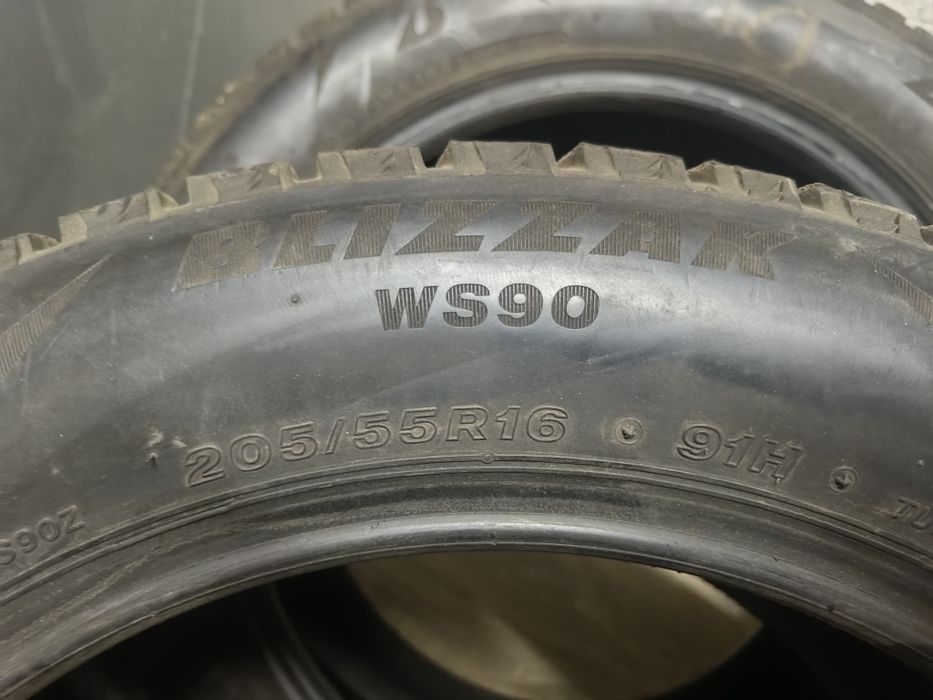 Bridgestone Blizzak WS90 205/55/16