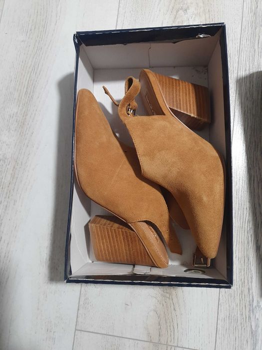 Incaltaminte dama piele si piele ecologica