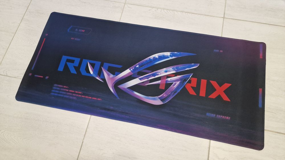 Продается коврики для мышки с рисунками аниме и др.