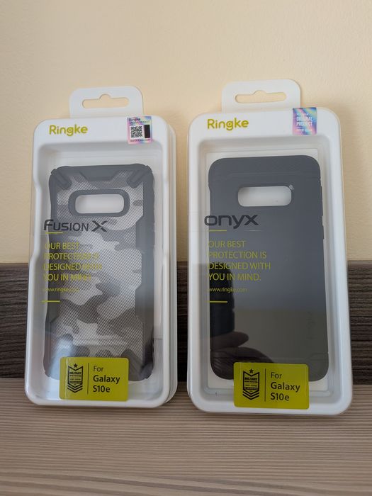 Huse Ringke pentru Galaxy S10e