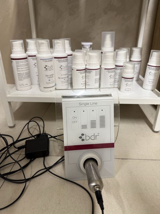 Продавам BDR Micro Needling апарат + козметика