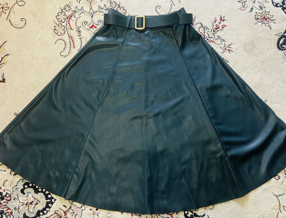 Юбка из экокожи размел l