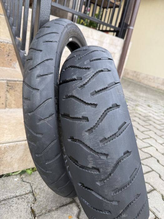 Vand anvelope moto in stare buna!