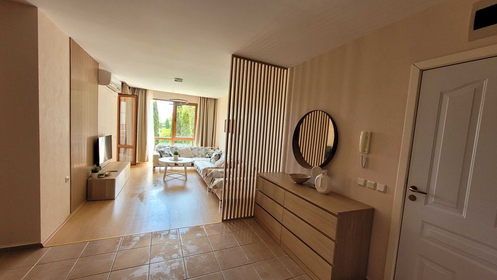 ПЪРВА ЛИНИЯ! Апартамент с 2 спални в Prestige fort noks