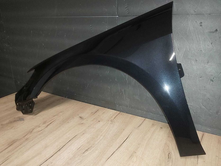 Aripa Fata Stanga VW Passat CC 2008-2012 (LC9X (Negru))