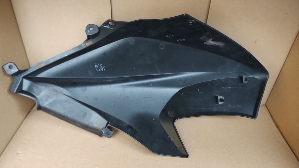 Carene laterale Kawasaki Versys 650 15-21 gen 3 - Nu am alte piese