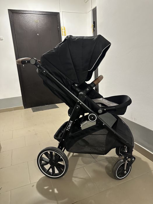 Продам коляску 2 в 1 от бренда Tomix
