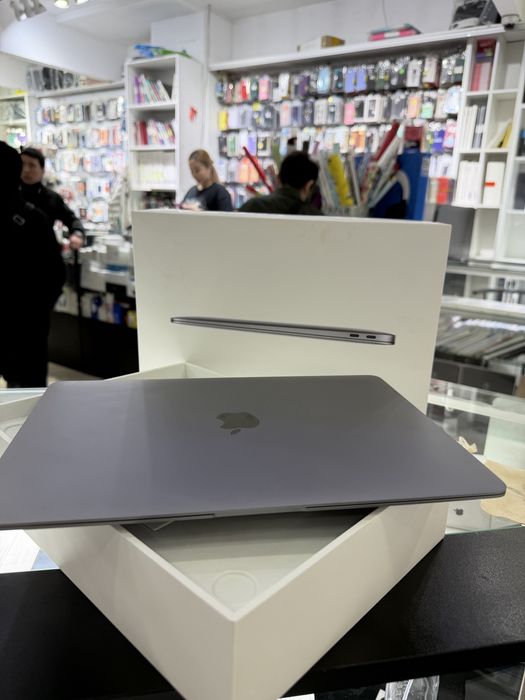 MacBook Air 13 M1 8/256/96%