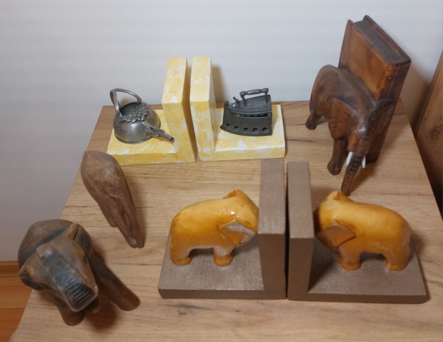 Suport de cărți cu elefanți la cel mai bun pret