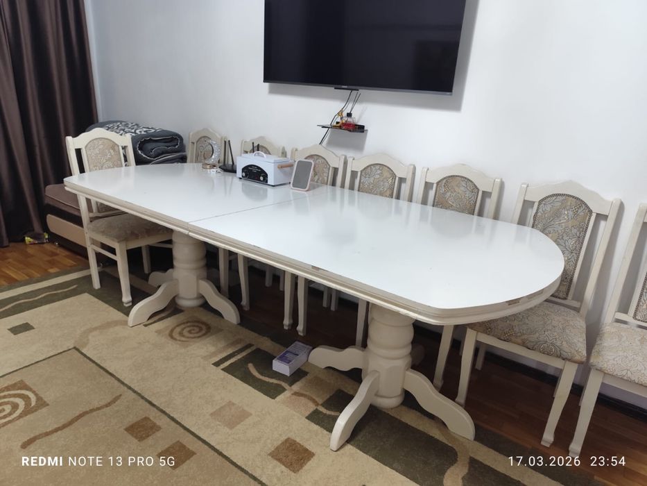 Продается овальный стол