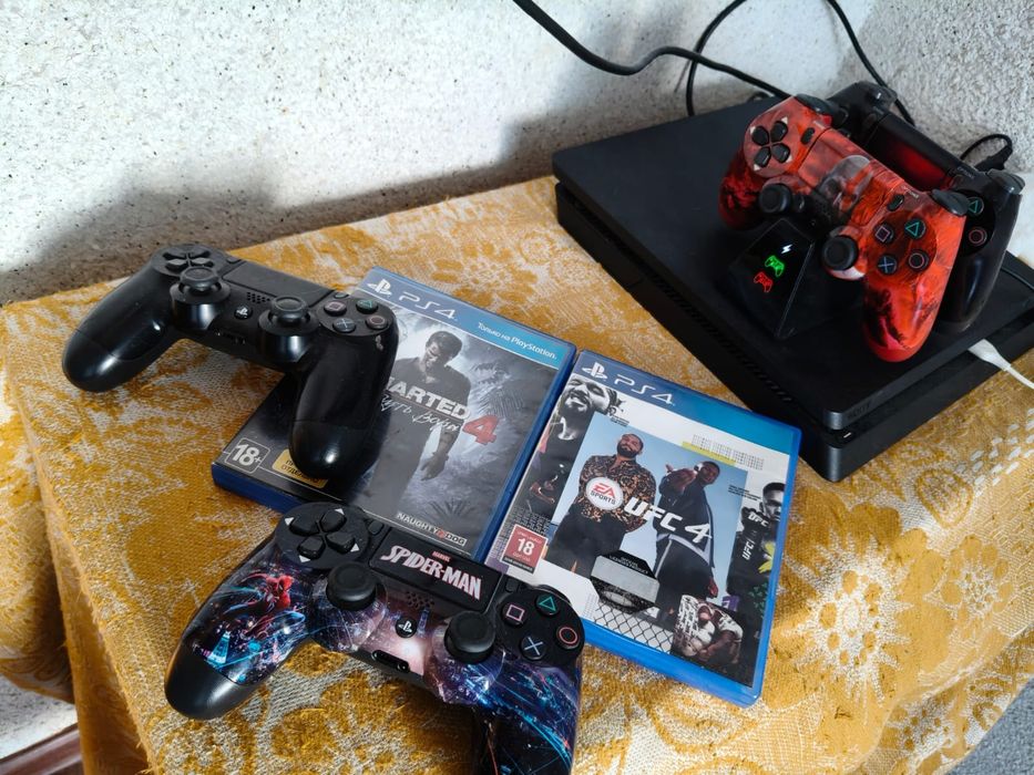 Ps 4 slim 1Tb  90000тг