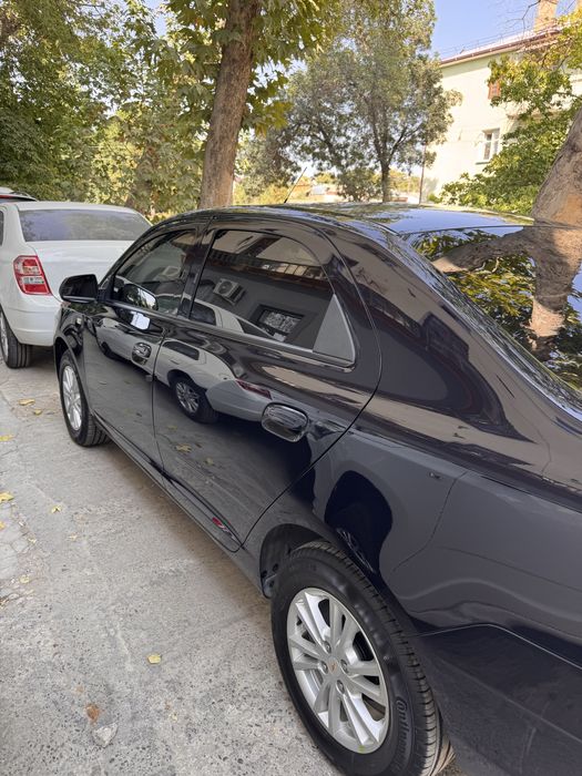 Продам срочно кобальт автомат