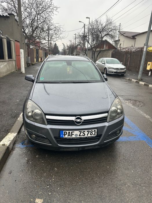Vând Opel astra H