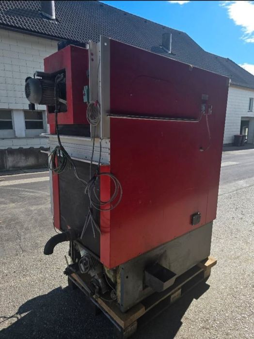 Centrala 100KW  autoalimentată cu biomasă,  tocătura de lemn