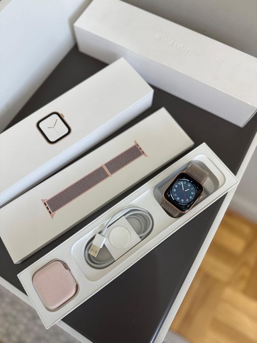 Iwatch 6 44 мм часы