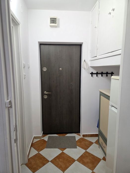 Garsoniera de inchiriat, 1 min metrou Dristor