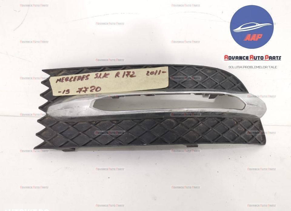 Grila proiector stanga cod A1728859223 originala Mercedes-Benz  SLK-Cl
