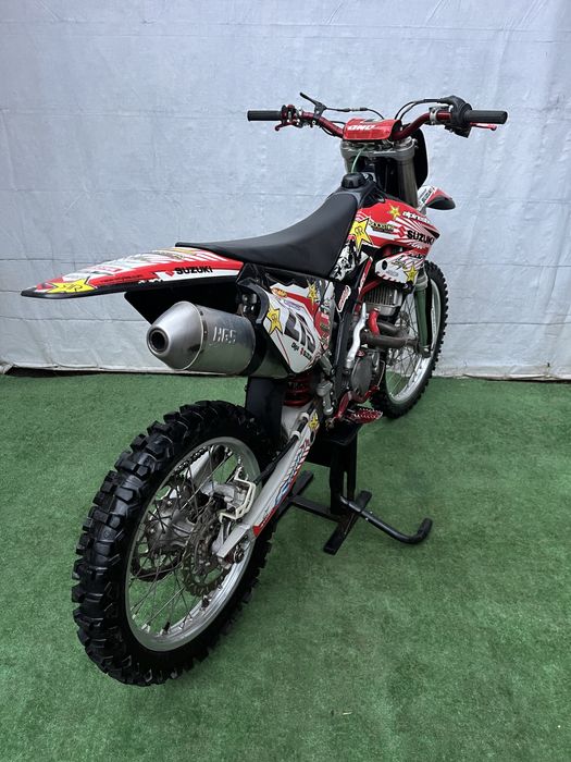 Suzuki RMZ 250 . Vanzari si in rate! Cross
