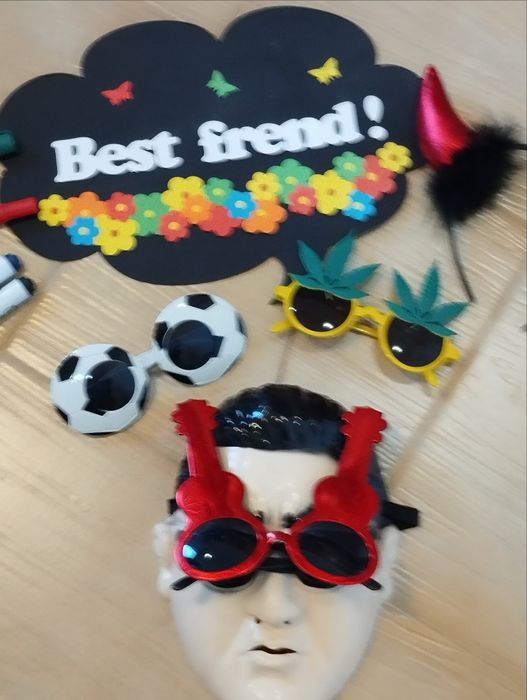 Светящиеся наклейки полумесяц и звездочки